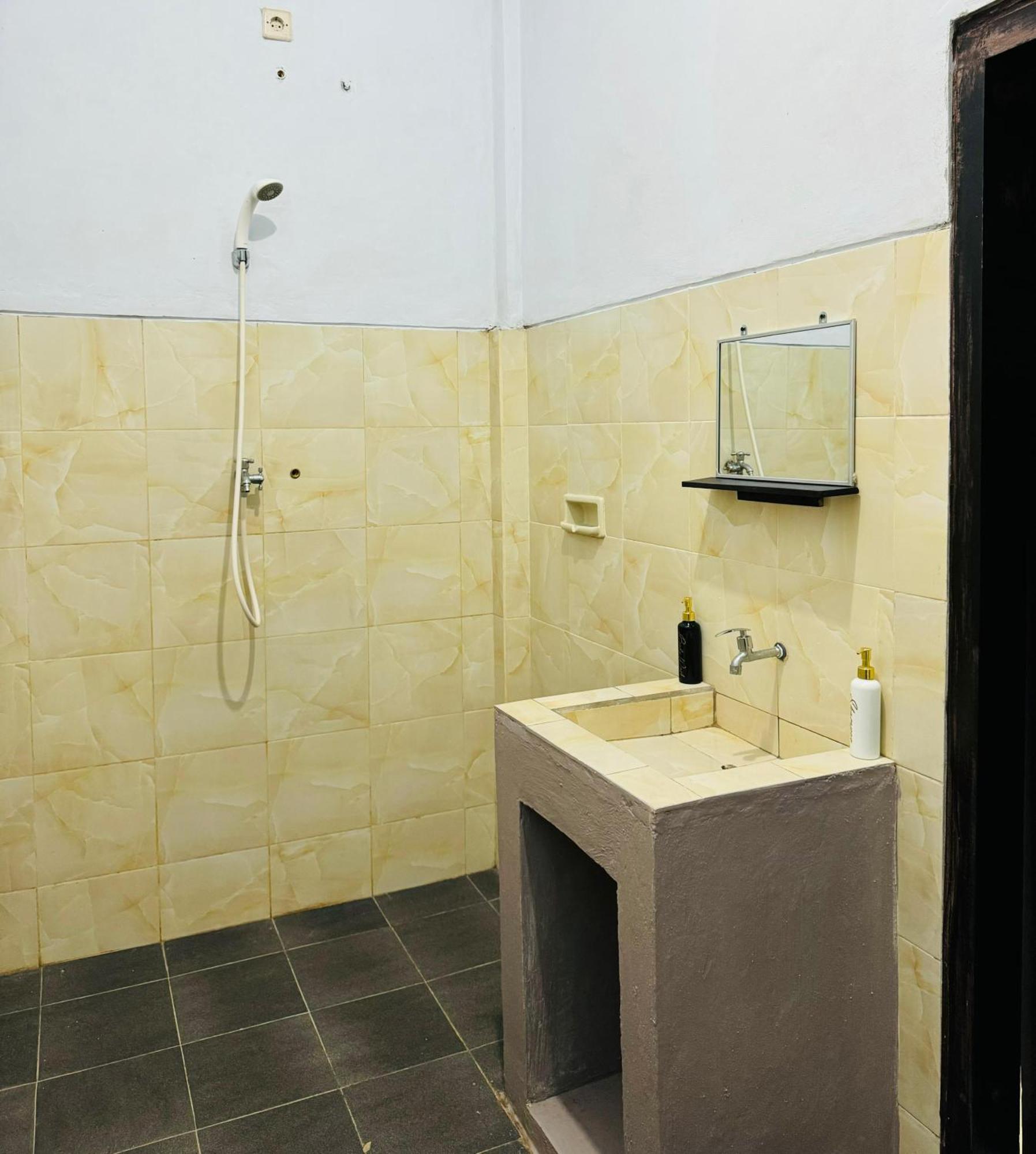 Biya Lumba Apartment Candi Dasa  Luaran gambar